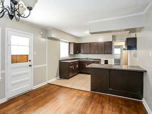 3rd image of 4316 Fredericks Ave