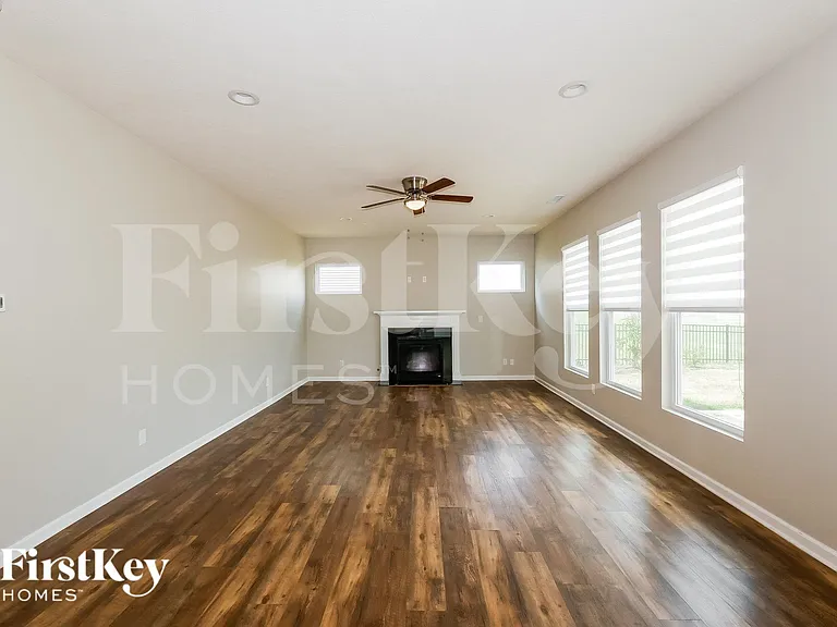 6723 Sonora Blvd — Photo 4