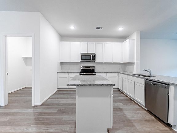 3rd image of 732 Barbary Coast Ln