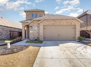 3512 Oak Leaf Ct, Aubrey, TX 76227
