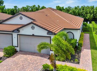 1163 S Town And River Dr #B, Fort Myers, FL 33919