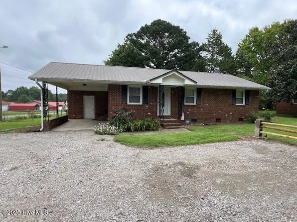 16841 Springs Mill Road, Laurinburg, NC 28352