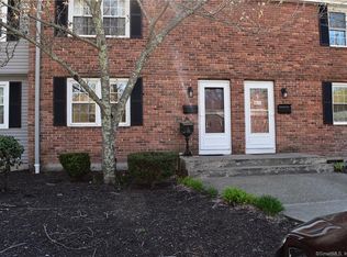 81 E Pattagansett Rd APT 3, Niantic, CT 06357