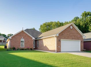 210 Casey Ln, Florence, AL 35633