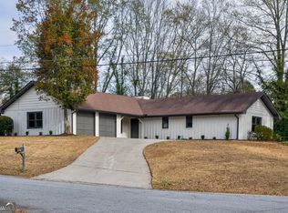 300 Alpine Dr, Roswell, GA 30075