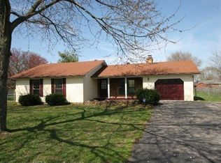 916 Gardenside Way, Bowling Green, KY 42101