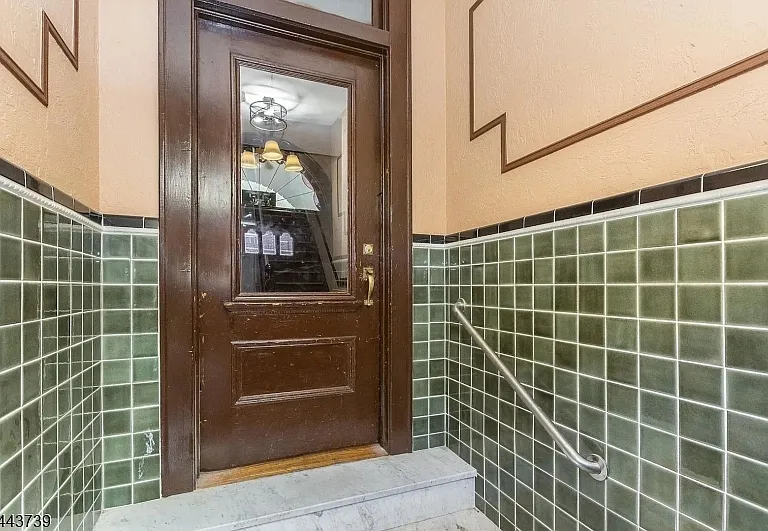 57 Glenridge Ave #2R — Photo 14
