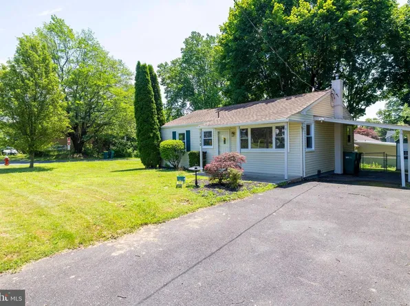 1210 Brownsville Rd, Langhorne, PA 19047