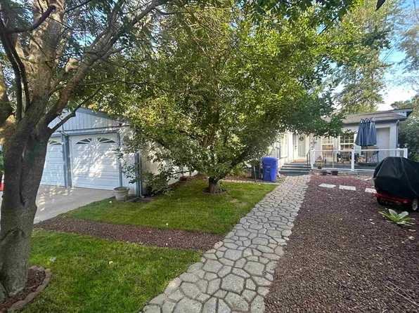 231 Meadowmere Way, Deer Park, WA 99006