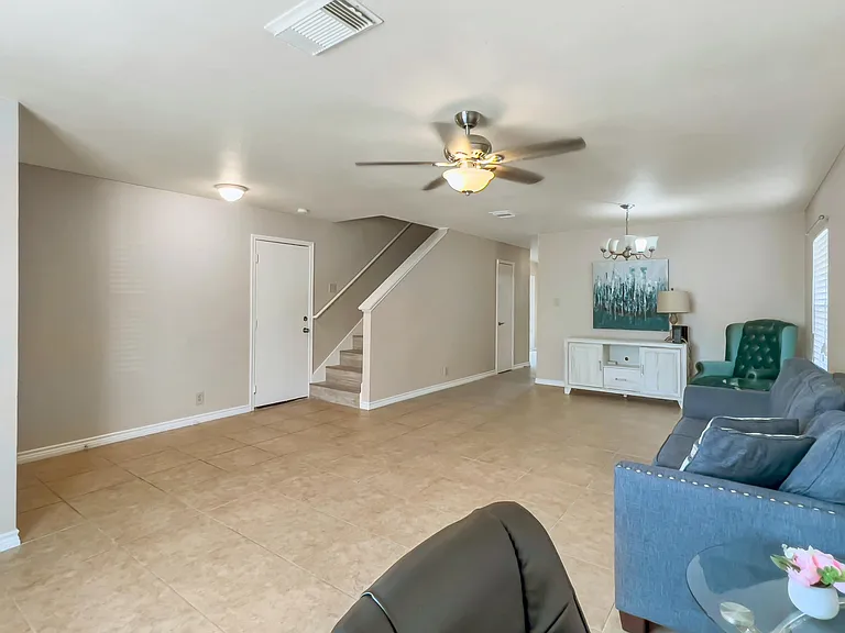 8922 Branding Fld — Photo 10