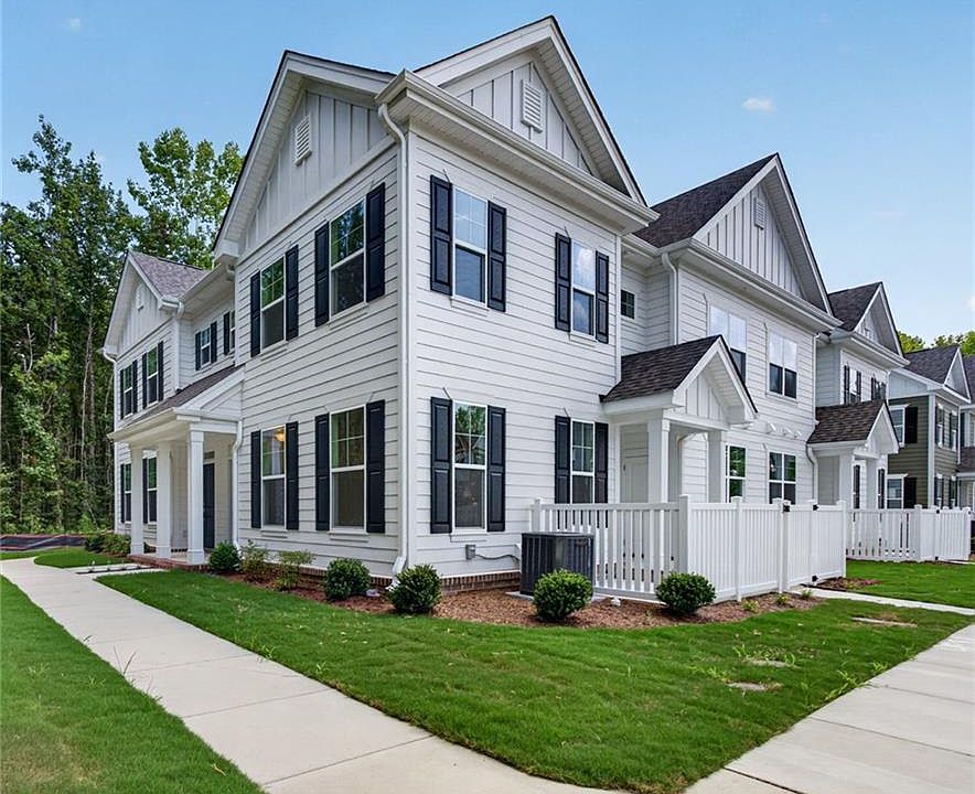 1st image of 4995 Boone Rd #8