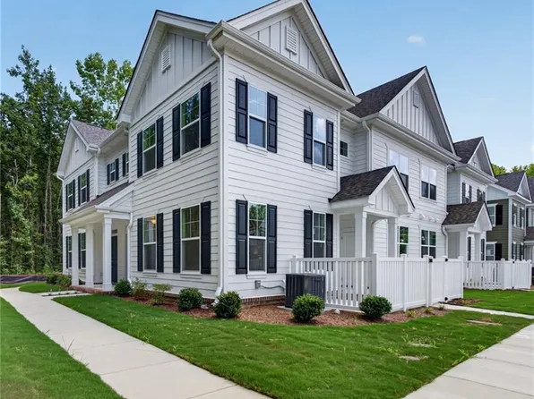 4983 Boone Rd, Chesapeake, VA 23321