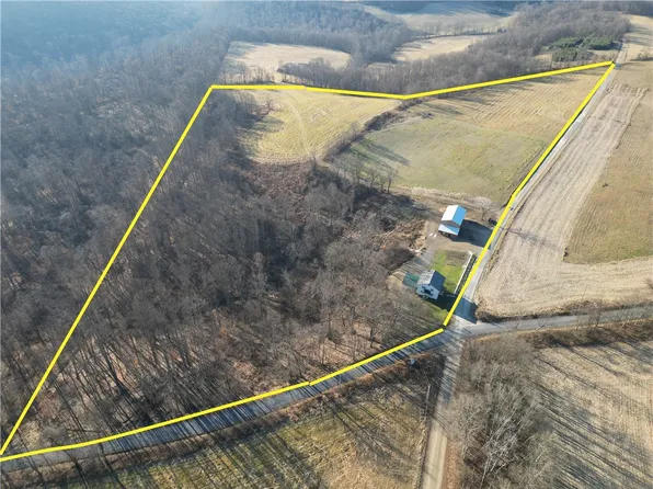 2118 Lantz Rd, Punxsutawney, PA 15767