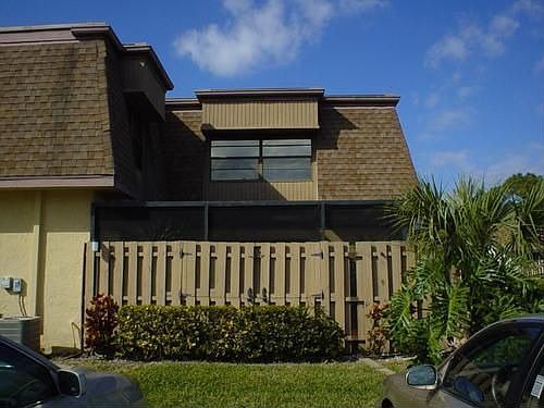 1st image of 812 NW 30th Ave APT C