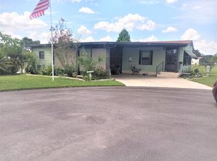 607 Fairway Ct, Plant City, FL 33565
