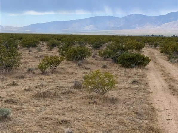 0 Maverick St #2, Mojave, CA 93501