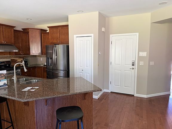 4th image of 3301 176th Pl SE