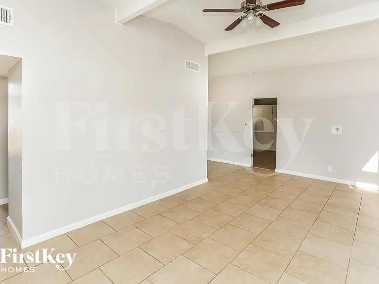6237 Rassler Ave — Photo 2
