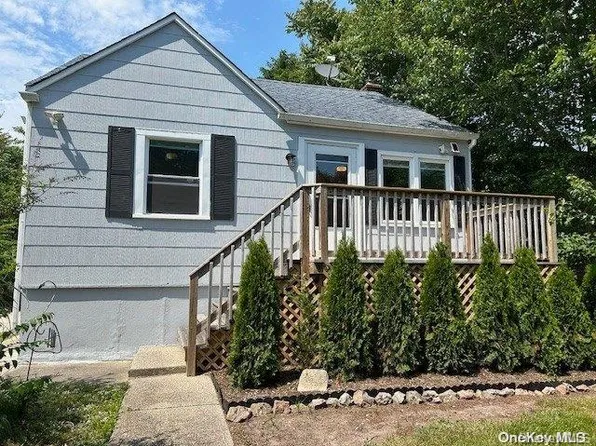 101 Lombardy Drive, Shirley, NY 11967