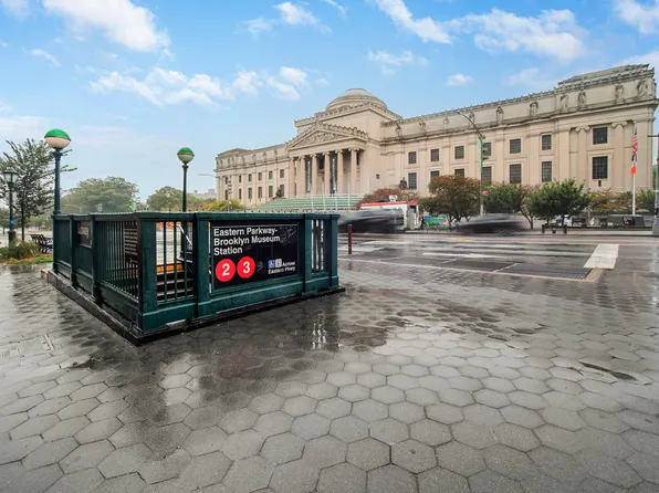 355 Saint John's Place image 8 of 9