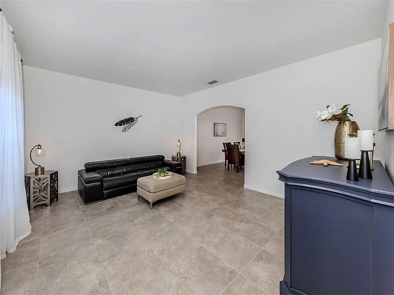 14462 Fort Worth Cir — Photo 16