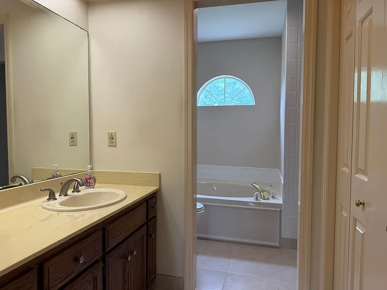 7033 Northridge Dr — Photo 14