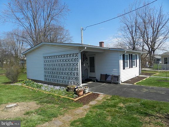 4th image of this home