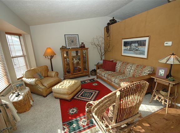 2nd image of 5584 Majerus Ct