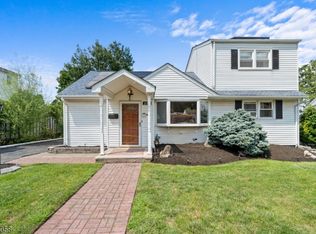 175 Oak Ridge Rd, Clifton, NJ 07013