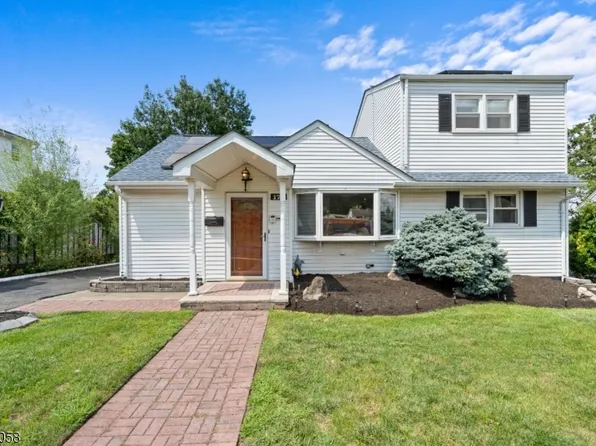 175 Oak Ridge Rd, Clifton City, NJ 07013