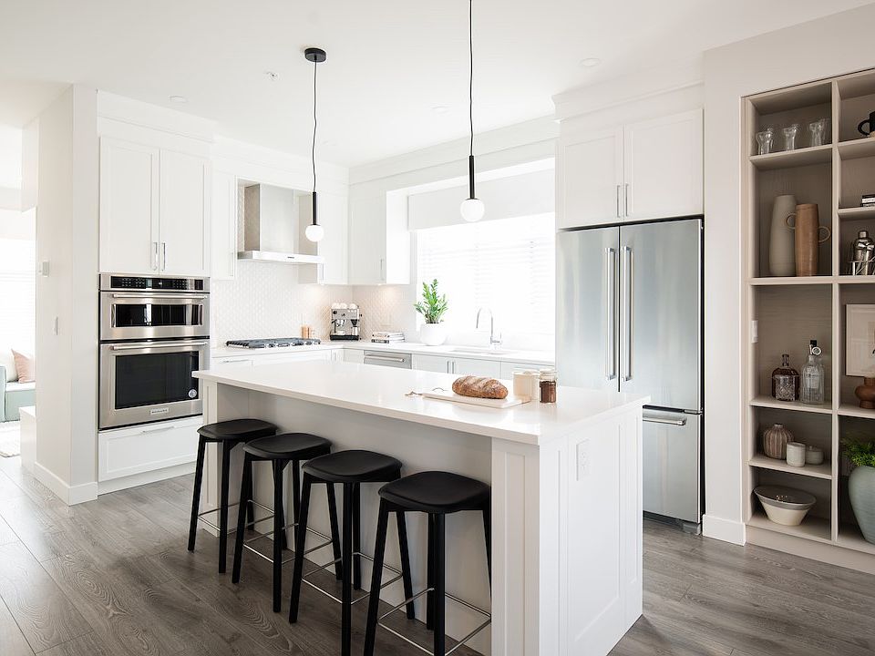 1st image of 20327 72b Ave #34