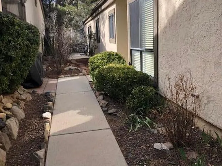 1413 Coyote Rd — Photo 17