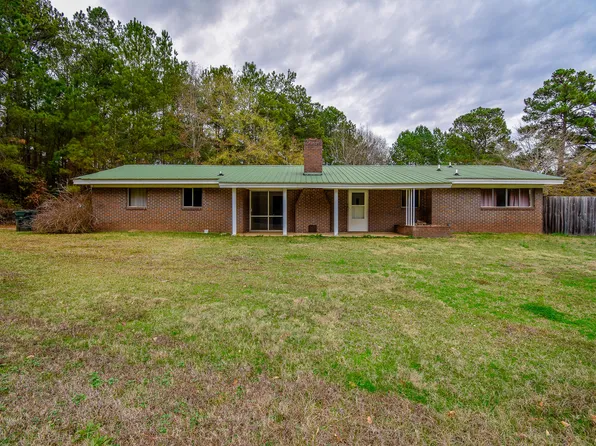 626 Greenwood Rd, Tallassee, AL 36078