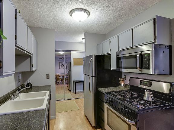 3rd image of 4201 Lakeside Ave N APT 118