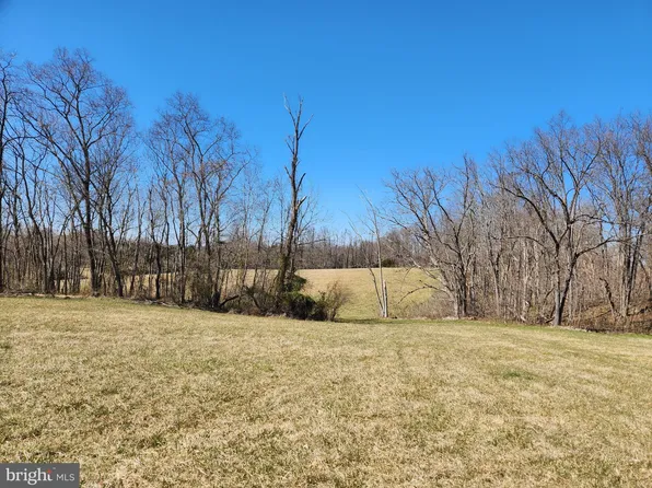 Silver Spring Rd, Shepherdstown, WV 25443