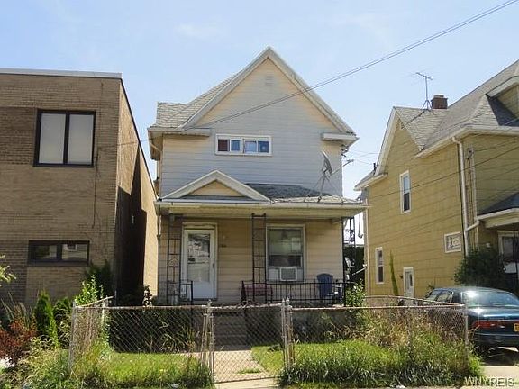 3rd image of 721 17th St