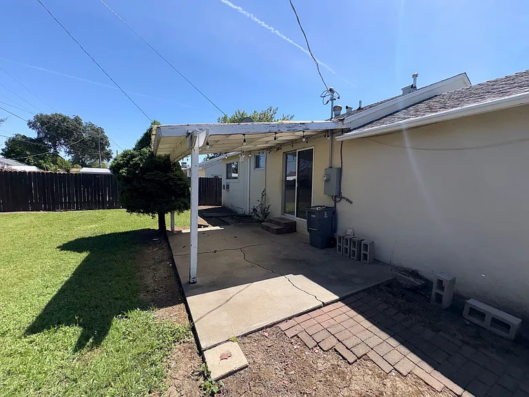 324 Cottonwood St — Photo 19