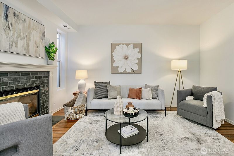 5th image of 8828 238th Street SW #C3