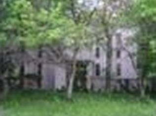 2744 SW College Ave, Topeka, KS 66611