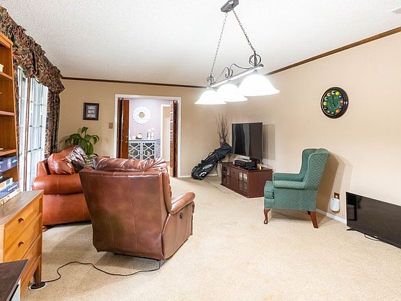 5th image of 2726 Alta Vista Ln