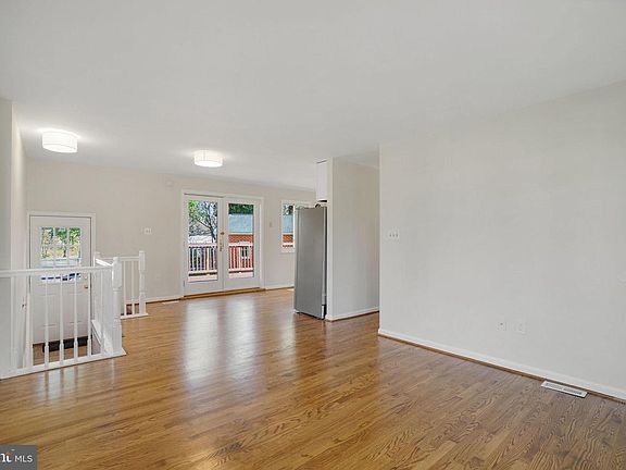 4th image of 6225 Bren Mar Dr