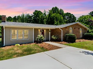 213 S Franklin Dr, Sanford, NC 27330