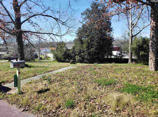 1315 Garden Circle Dr, Newberry, SC 29108