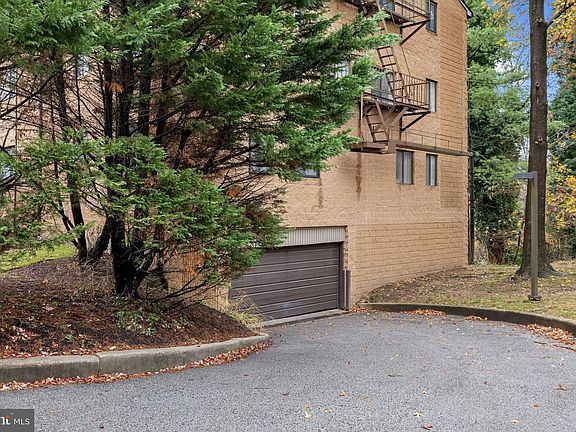 2nd image of 1701 Mount Washington Ct Unit K