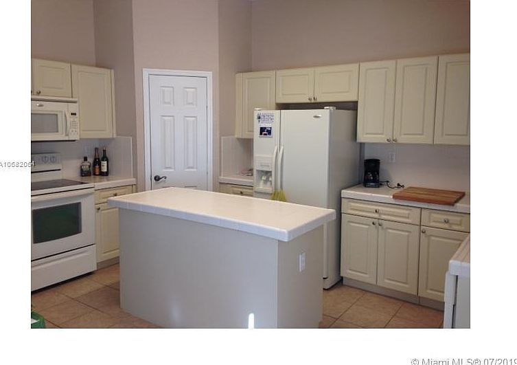 2nd image of 2328 SE 21st St