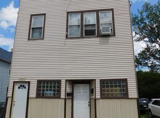 9427 S Ewing Ave, Chicago, IL 60617