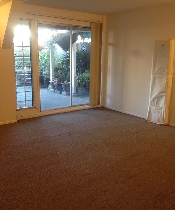 1st image of 544 6th Ave