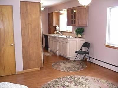 4th image of 2185 Augsburg Dr