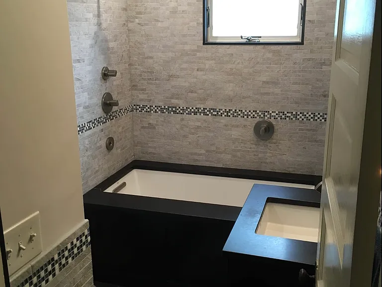 82 Gibbs Ave — Photo 18