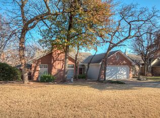904 Marston Dr, Edmond, OK 73034